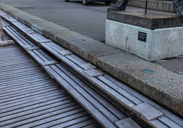 La statue emblématique de Freddie Mercury déplacée pour rénovation