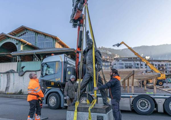 La statue emblématique de Freddie Mercury déplacée pour rénovation