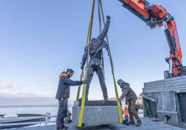 La statue emblématique de Freddie Mercury déplacée pour rénovation