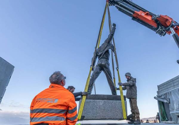 La statue emblématique de Freddie Mercury déplacée pour rénovation