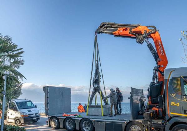 La statue emblématique de Freddie Mercury déplacée pour rénovation