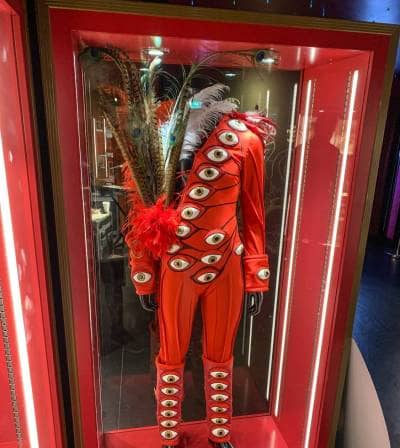 Un nouveau costume au Queen : The Studio Experience